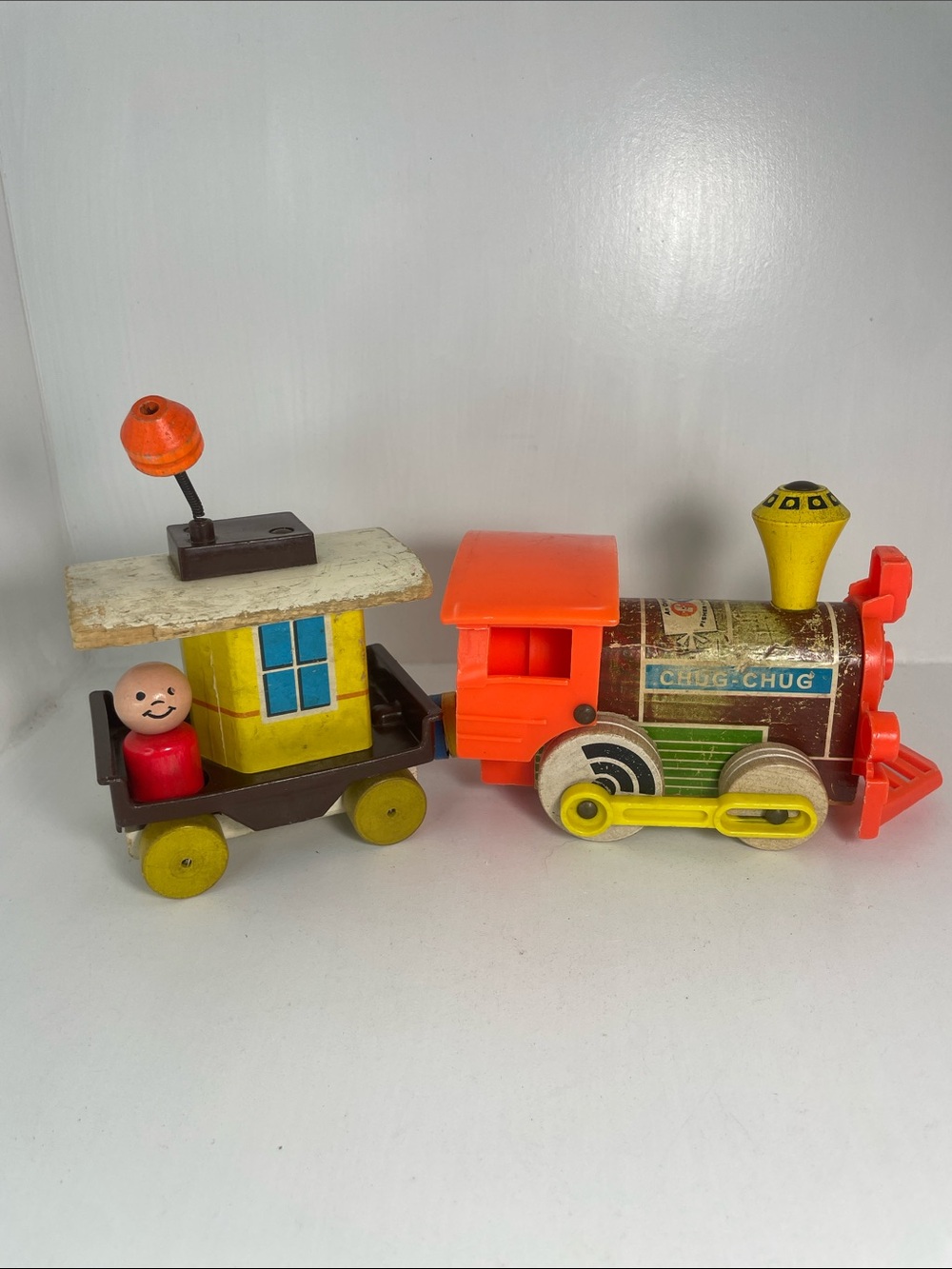 vintage 1964 Fisher-Price Magnetic Chug-Chug Train (No. 168)
